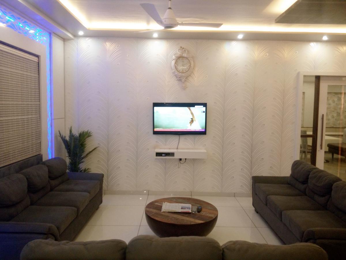 Hotel Pushpak Park Osmanabad Buitenkant foto
